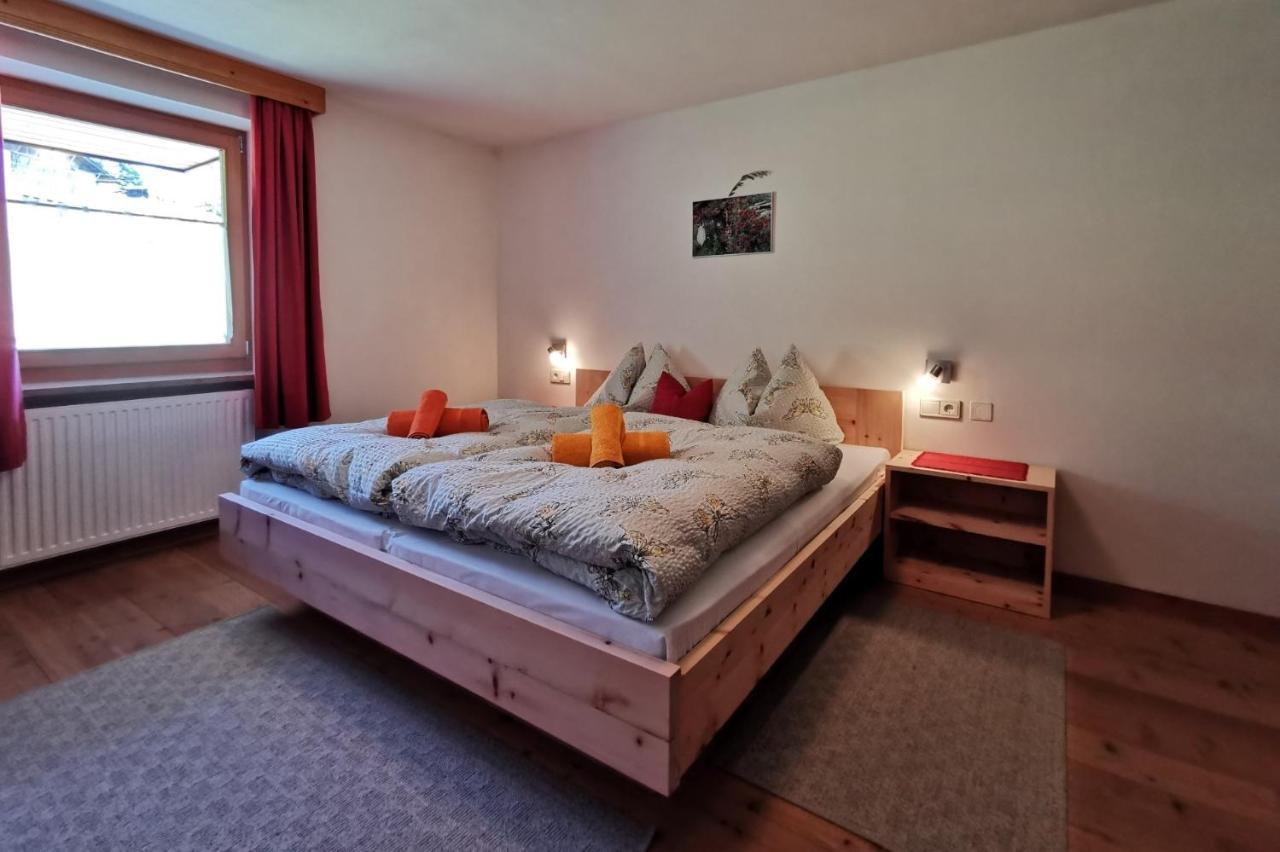Bio-Bauernhof Mairinghof-Paris Villa Schlanders Exteriör bild